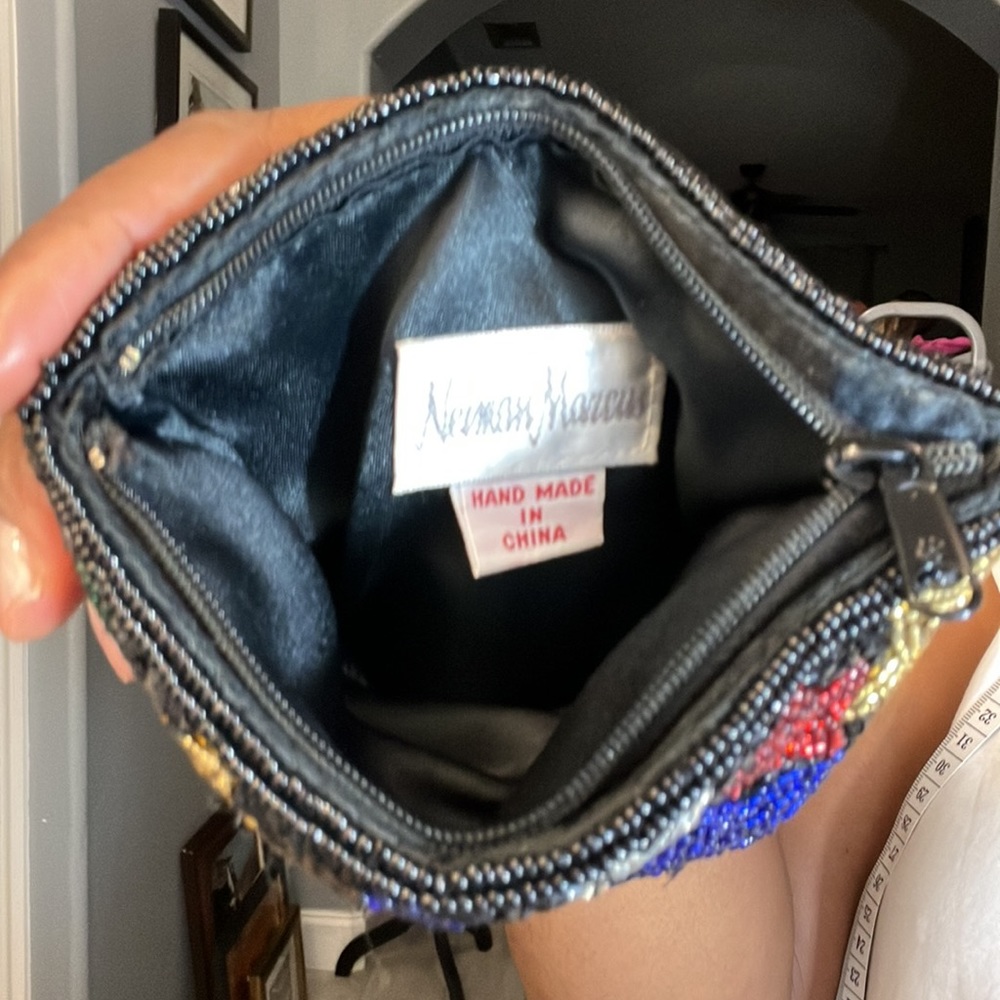NEIMAN MARCUS BEADED POUCH - Picture 4 of 4